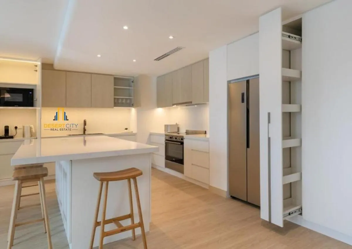 Chic 2 Bed In Dubai Marina, Hosted By Desert City Stays United Arab Emirates